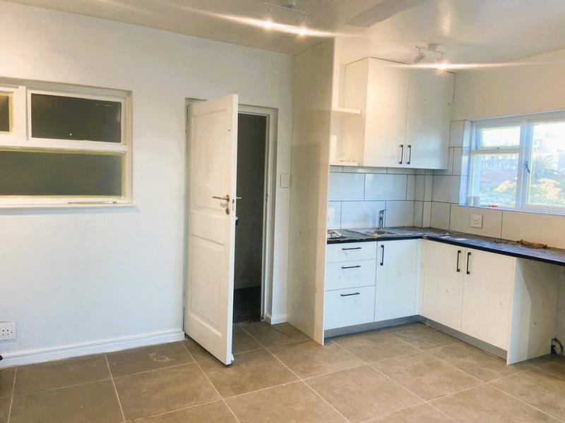 To Let 0 Bedroom Property for Rent in Sea Point Western Cape